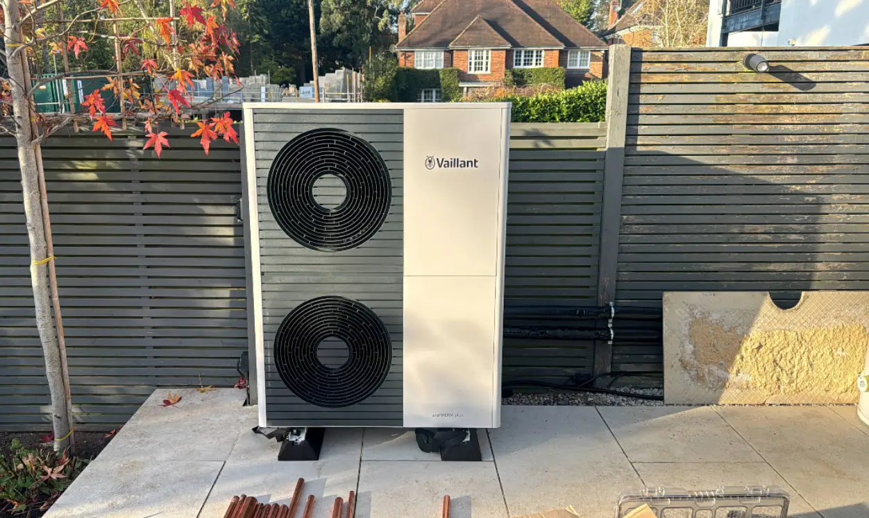 Vaillant ASHP installed in London for a homeowner