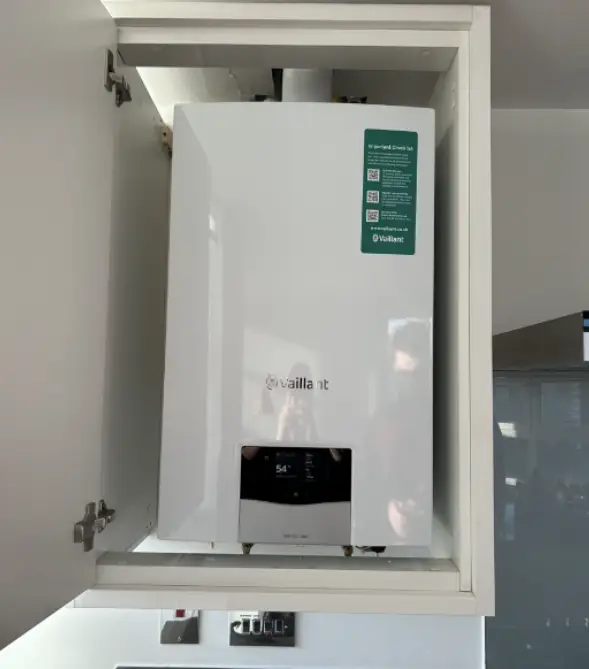 Vaillant EcoTec Plus 10 year guarantee installation for a homeowner in London